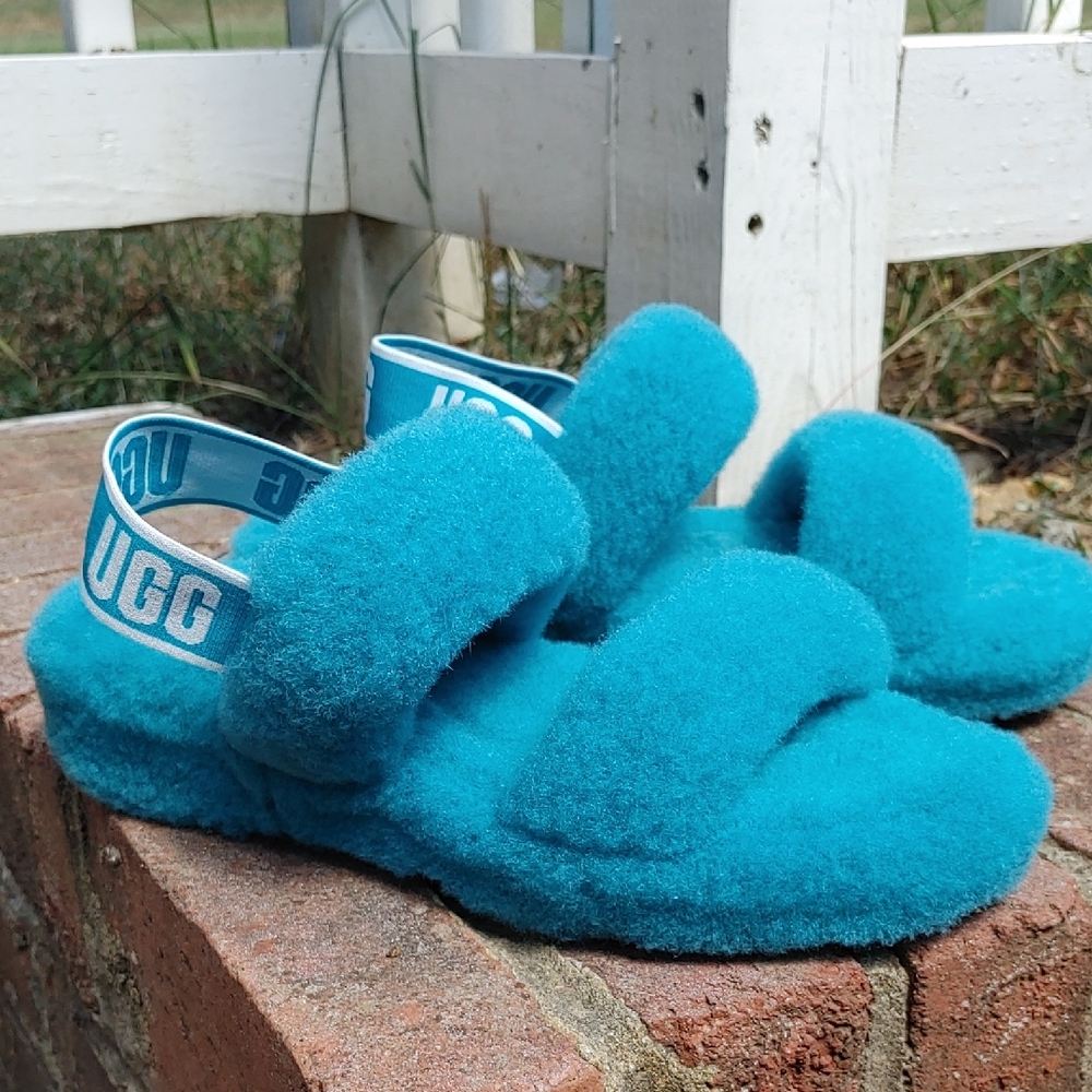 Ugg Oh Yeah Teal Slide Size 8 (1952)